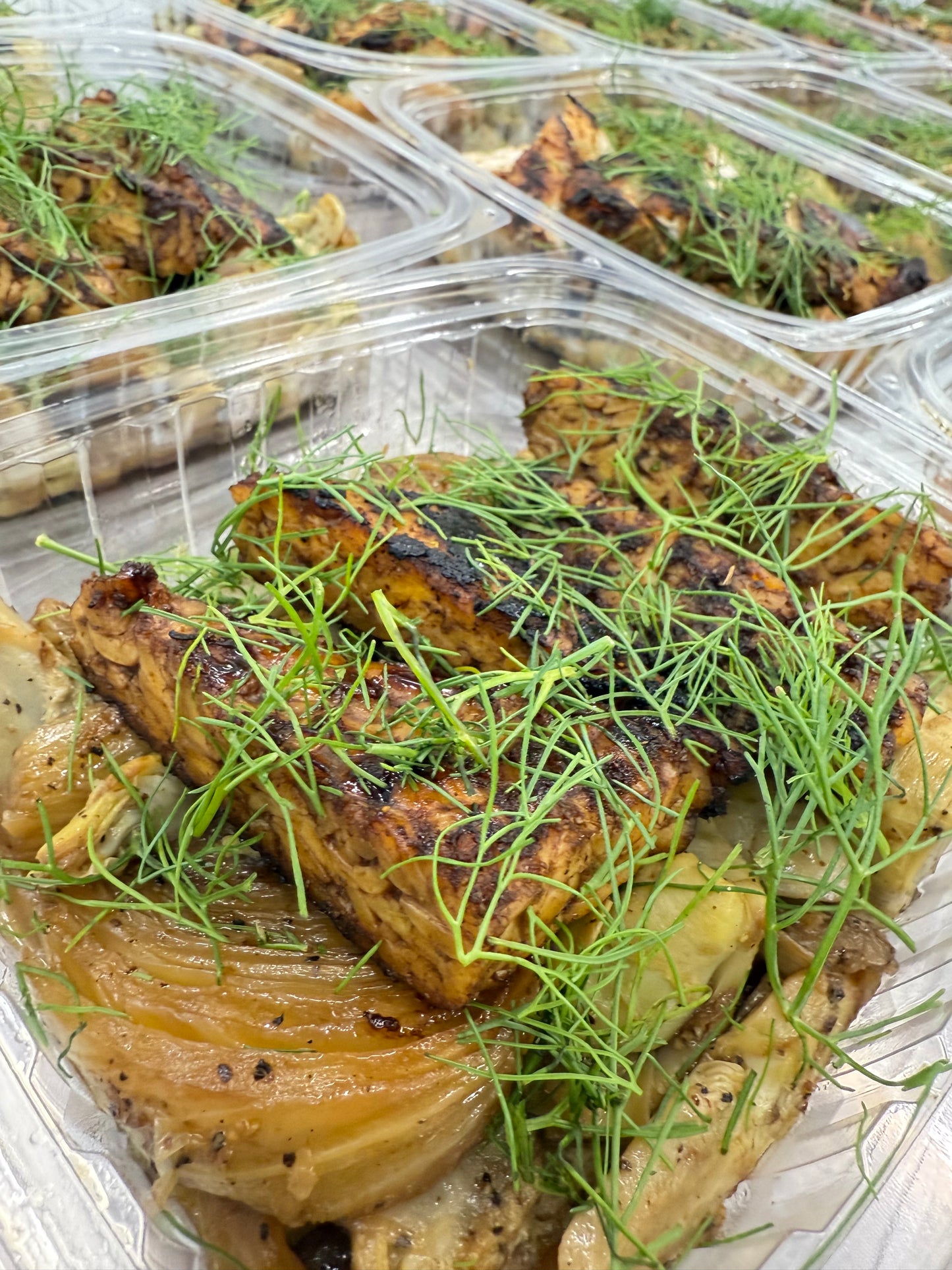 balsamic tempeh with artichoke and fennel